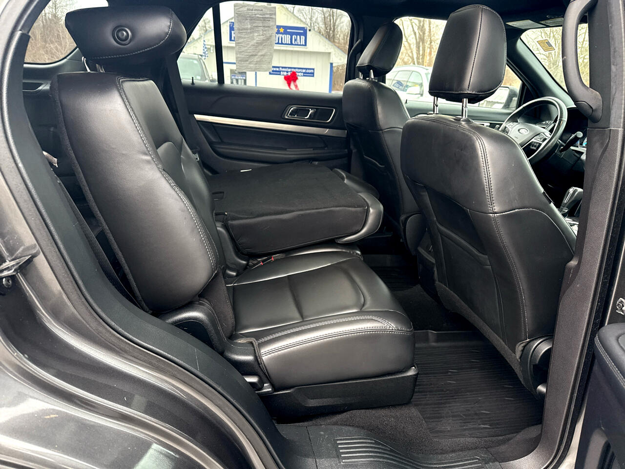 Ford Explorer XLT 4-Door AWD 2019