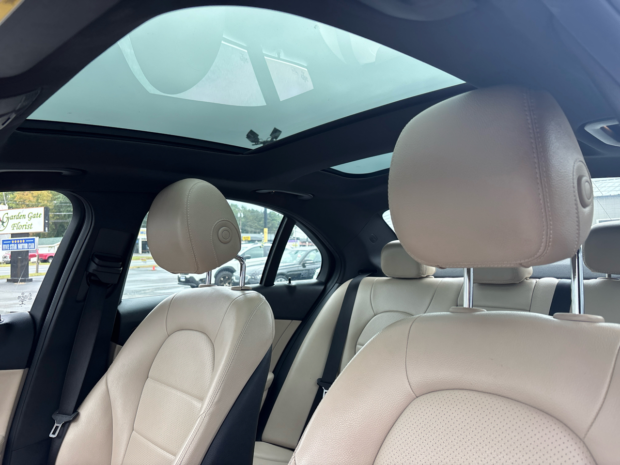 Mercedes-Benz C-Class C300 4MATIC Sedan 2016 Mercedes-Benz C-Class C300 4MATIC Sedan 2016