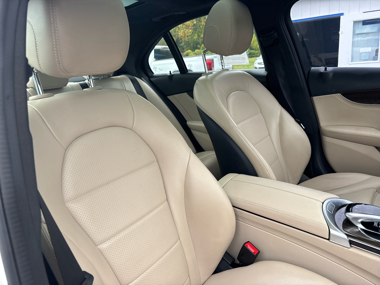 Mercedes-Benz C-Class C300 4MATIC Sedan 2016 Mercedes-Benz C-Class C300 4MATIC Sedan 2016