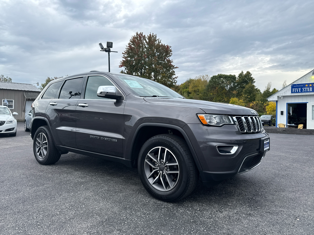 2020 Jeep Grand Cherokee Limited photo 3