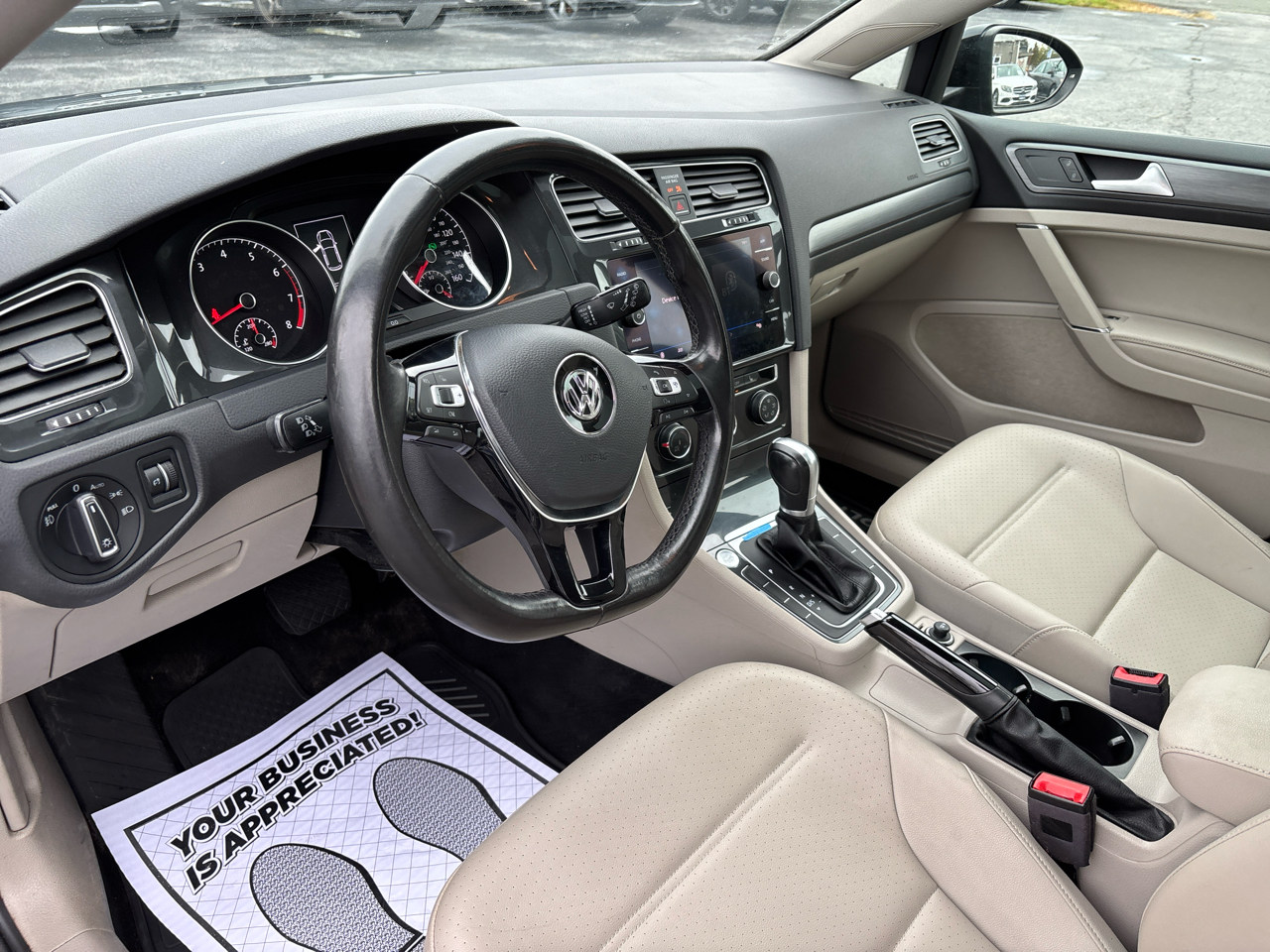 Volkswagen Golf TSI SE 6A 2018 Volkswagen Golf TSI SE 6A 2018