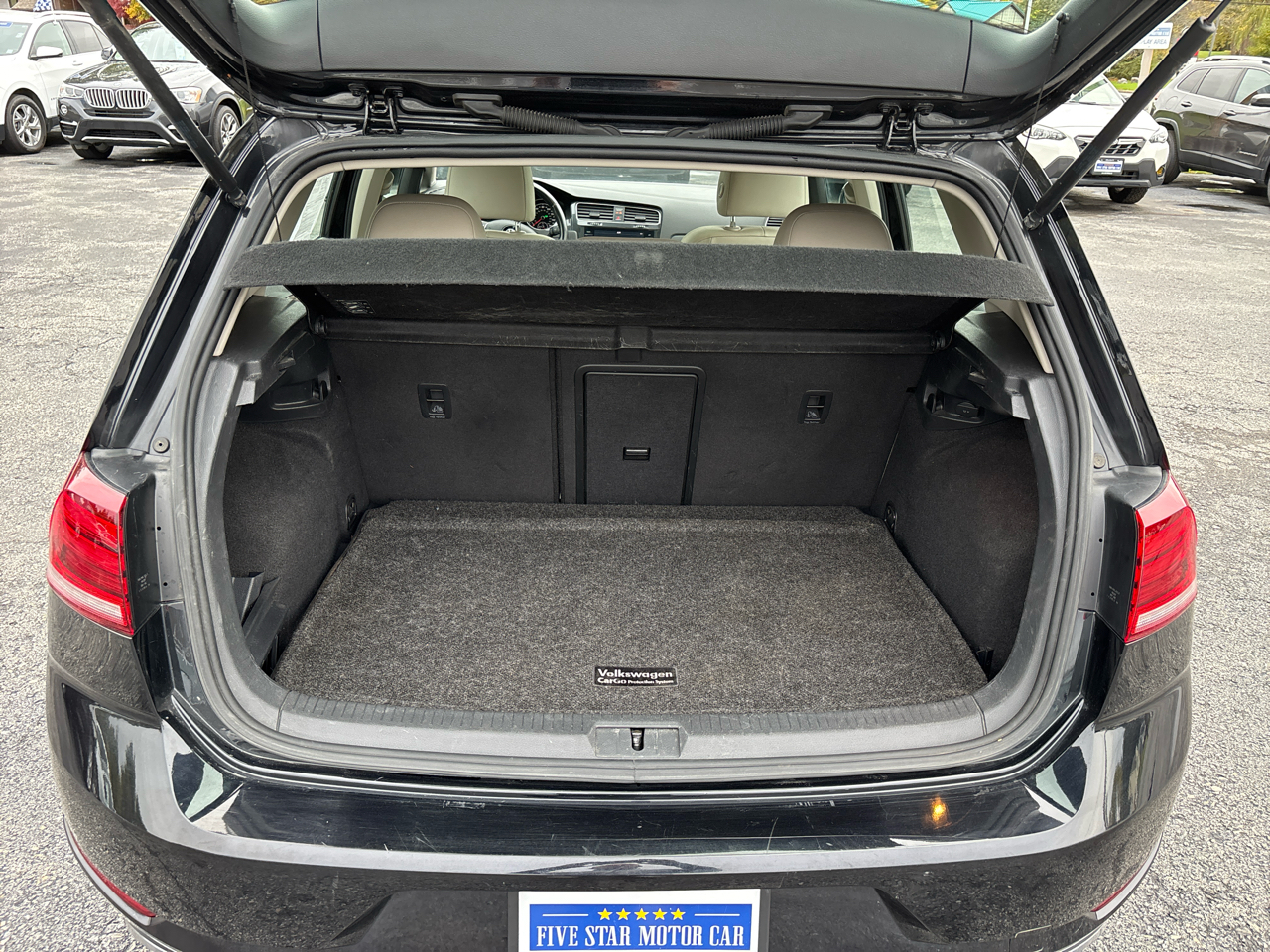 Volkswagen Golf TSI SE 6A 2018 Volkswagen Golf TSI SE 6A 2018