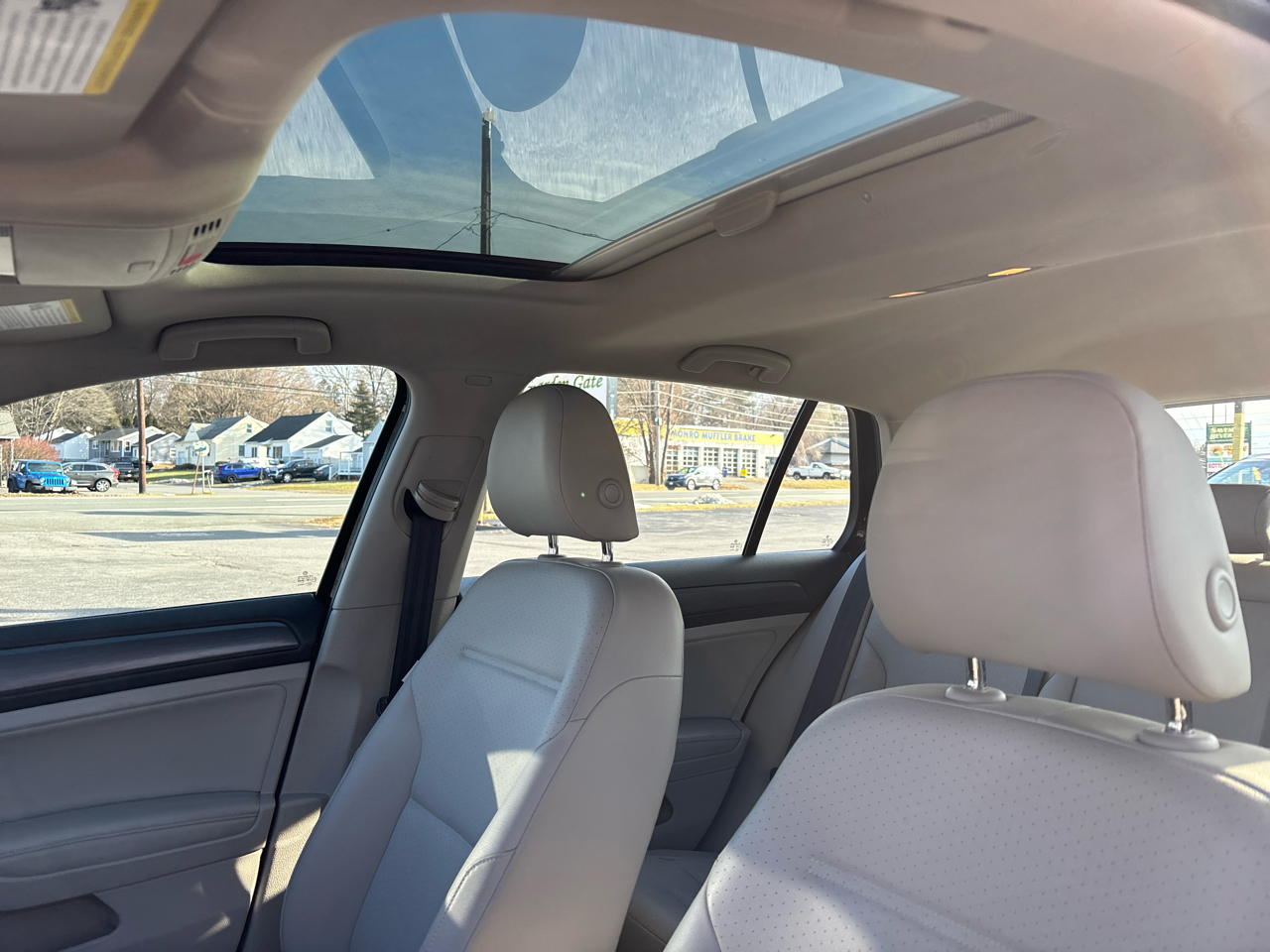 Volkswagen Golf TSI SE 6A 2018