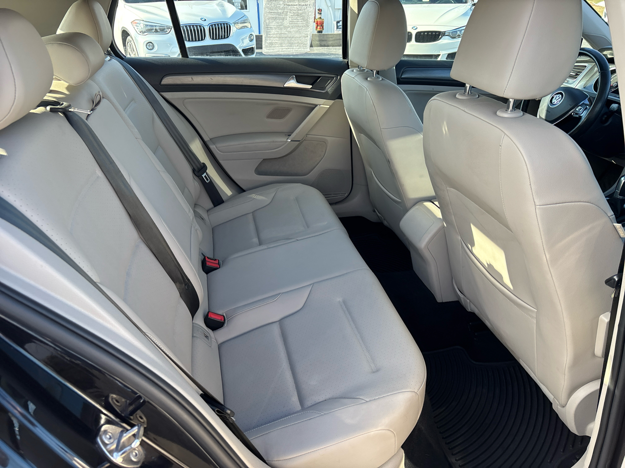 Volkswagen Golf TSI SE 6A 2018