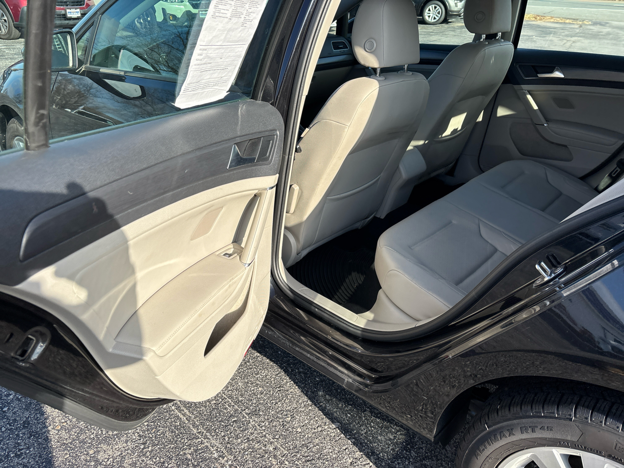 Volkswagen Golf TSI SE 6A 2018