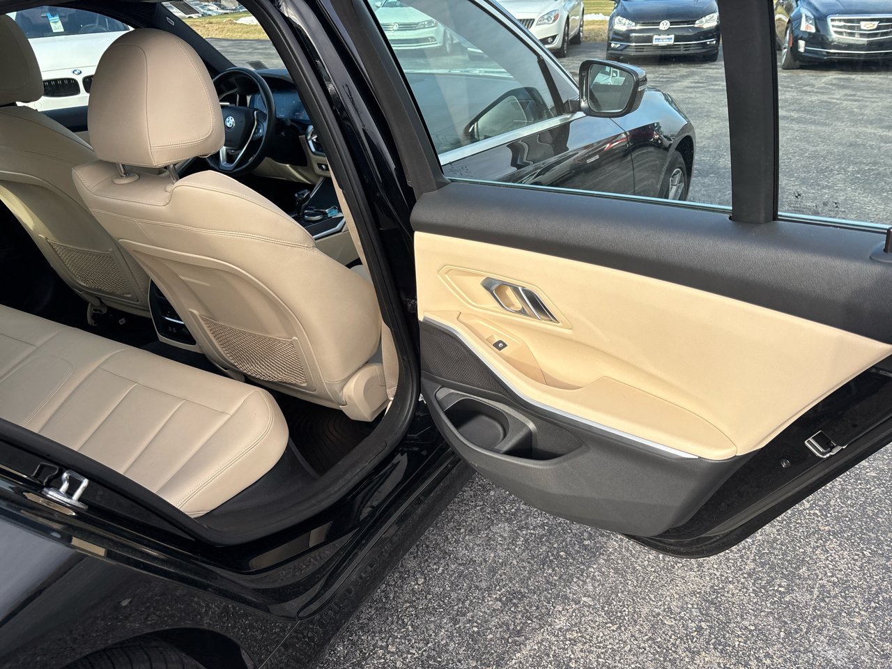 BMW 3-Series 330i xDrive 2020