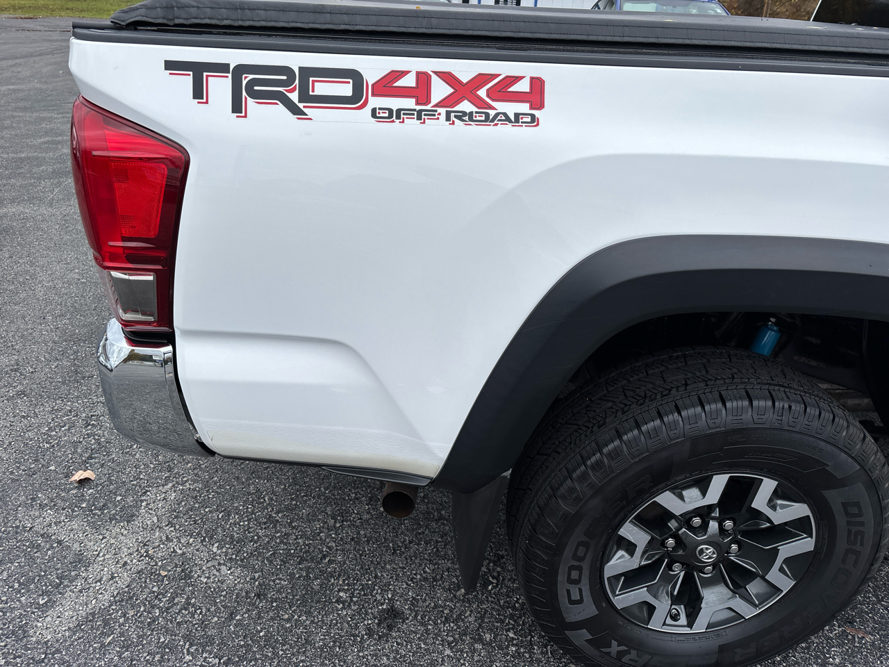 Toyota Tacoma TRD Off Road Double Cab 6' Bed V6 4x4 AT (Natl) 2016 Toyota Tacoma TRD Off Road Double Cab 6' Bed V6 4x4 AT (Natl) 2016