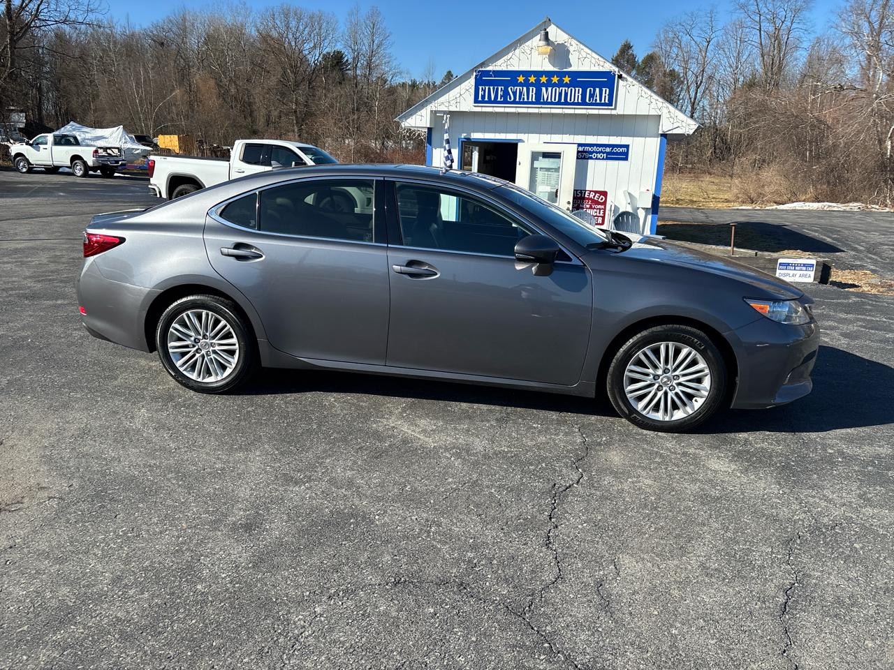 Lexus ES 350 Sedan 2014