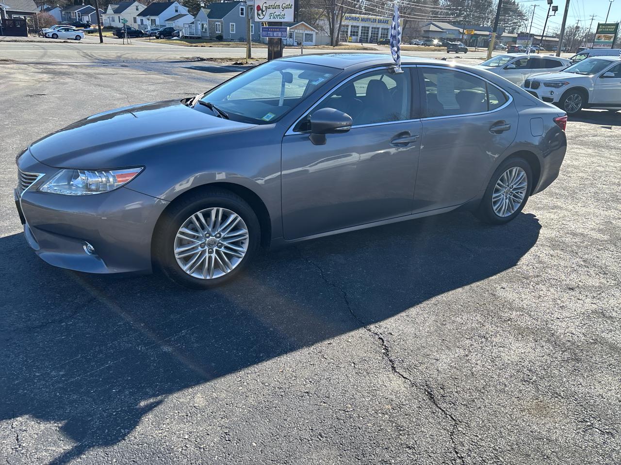 Lexus ES 350 Sedan 2014