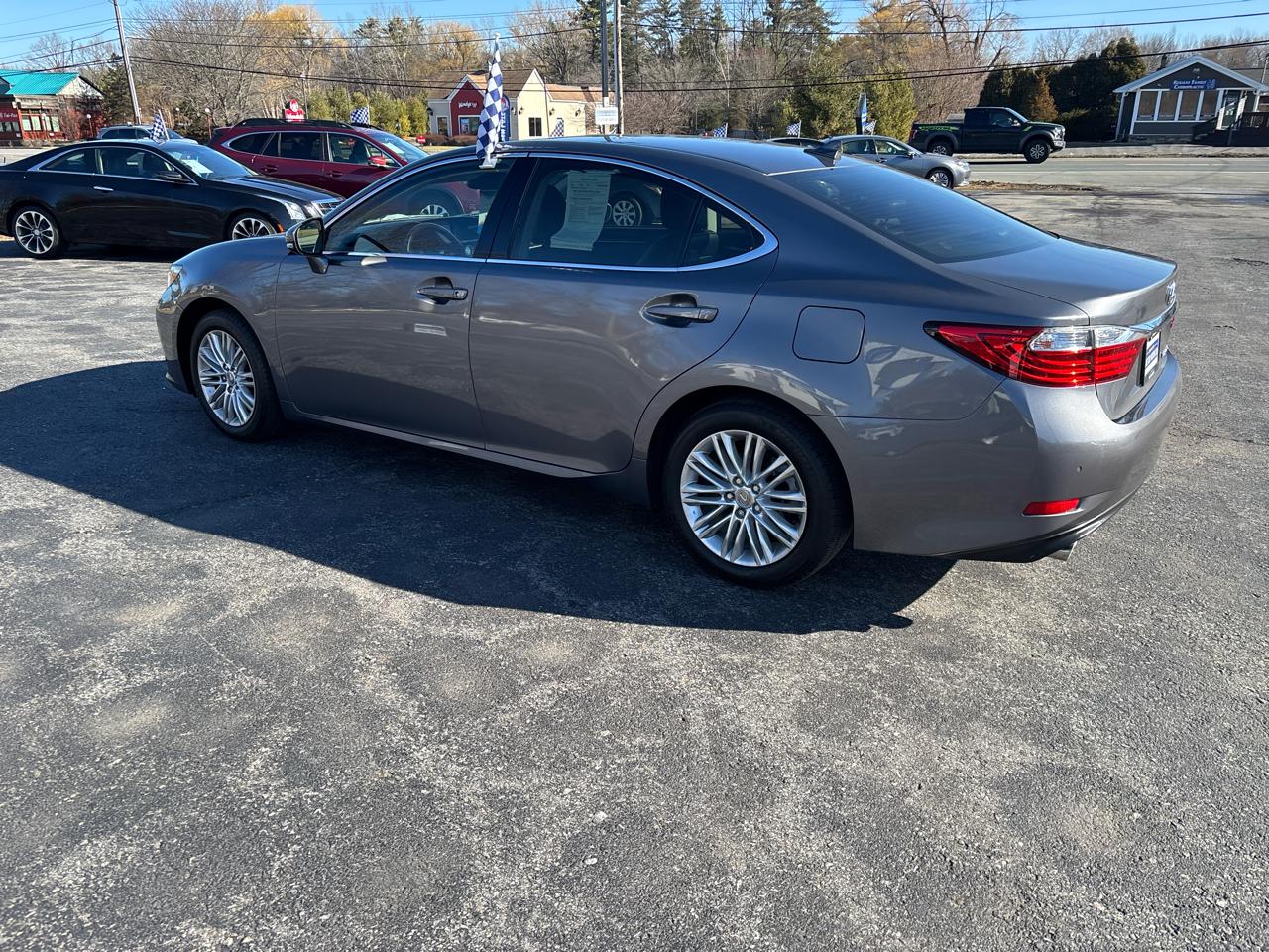 Lexus ES 350 Sedan 2014