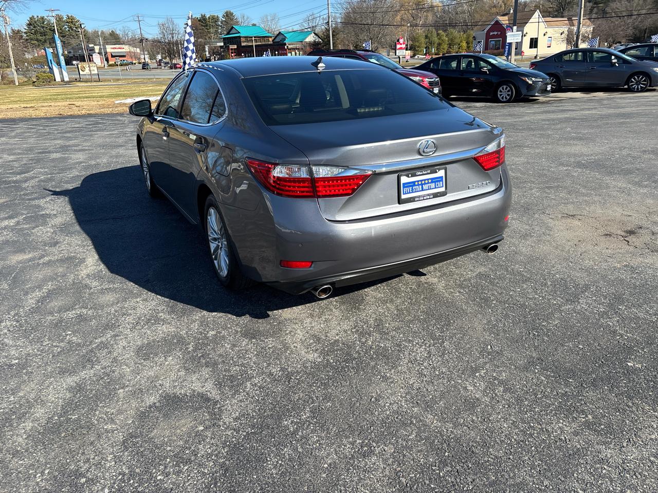 Lexus ES 350 Sedan 2014