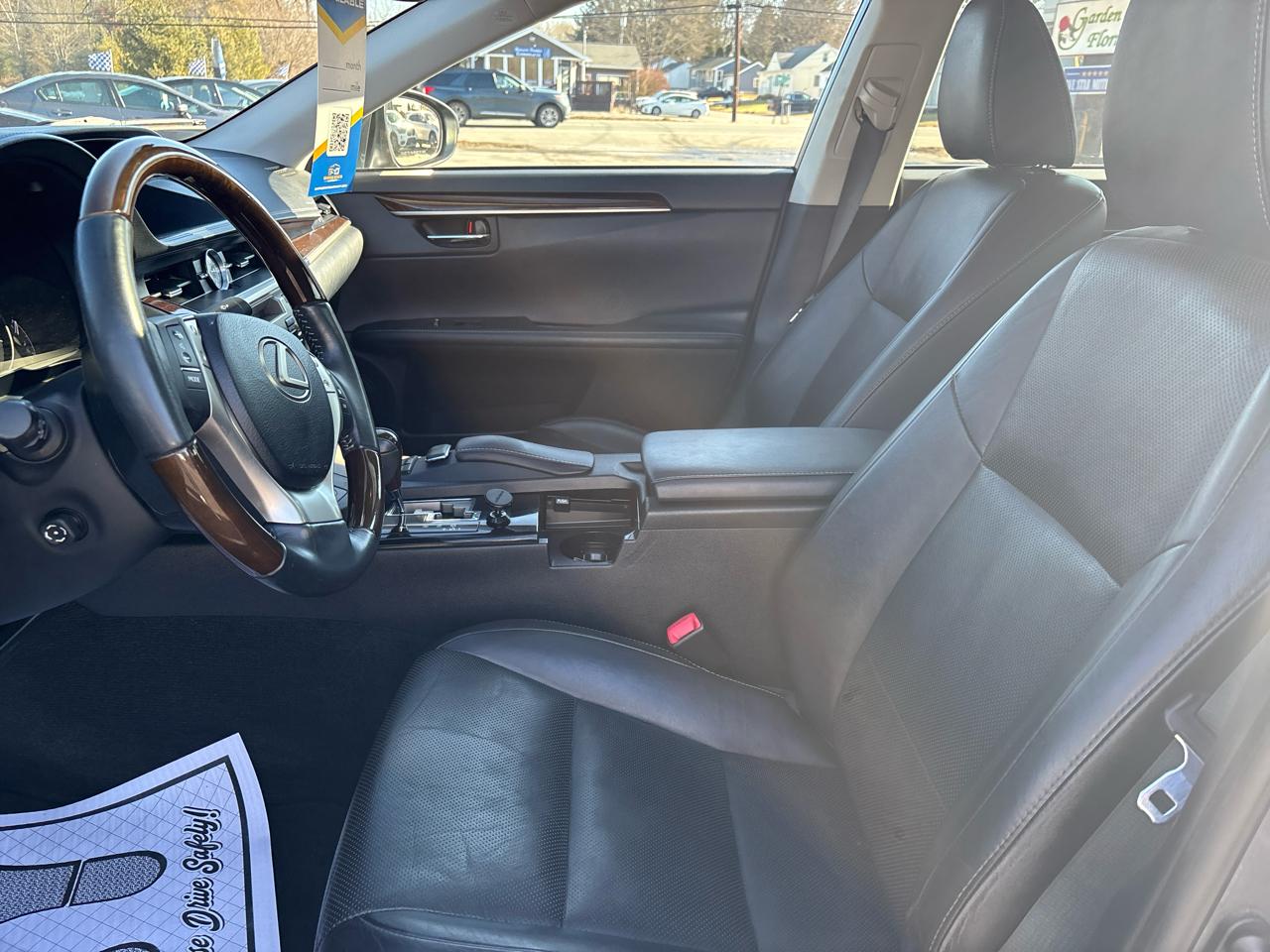 Lexus ES 350 Sedan 2014