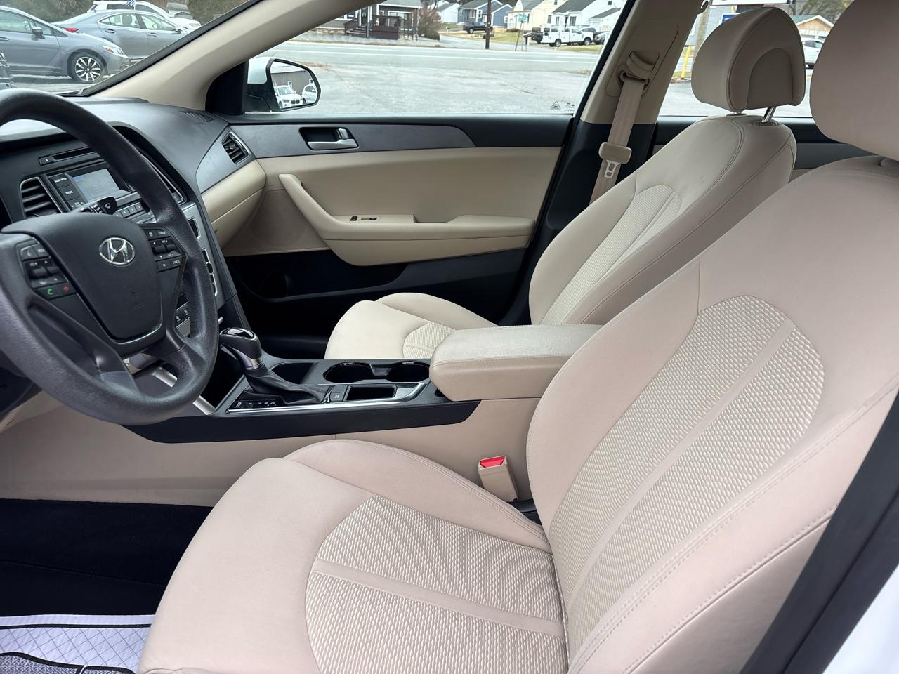 Hyundai Sonata SE 2015