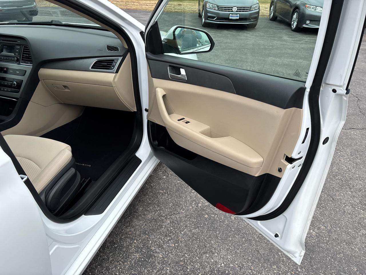 Hyundai Sonata SE 2015