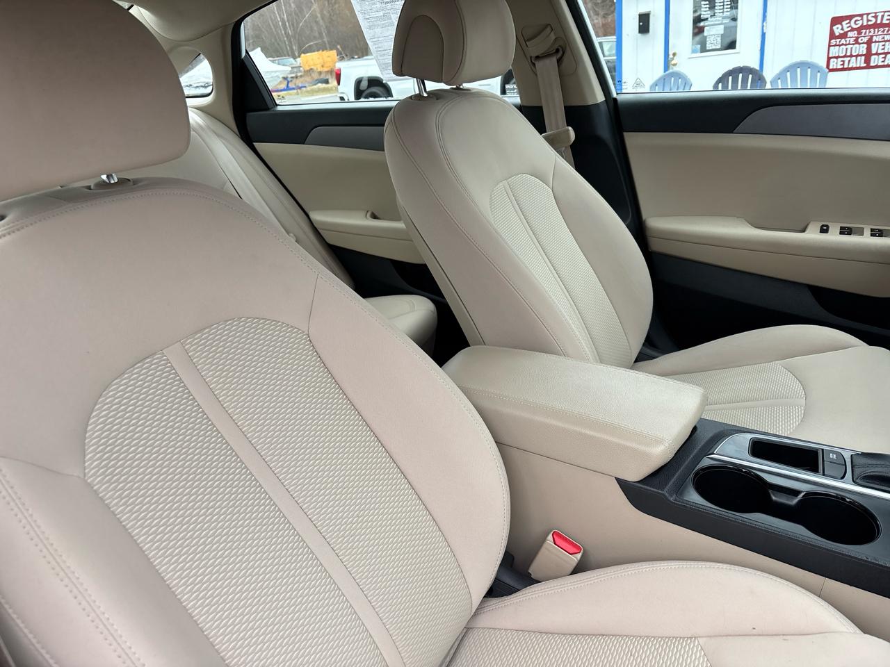 Hyundai Sonata SE 2015