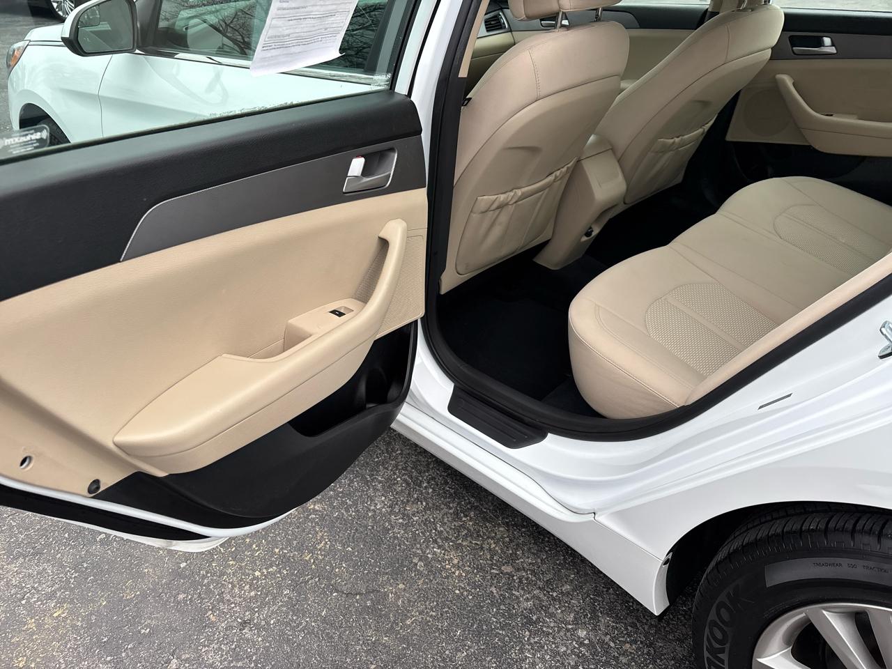 Hyundai Sonata SE 2015