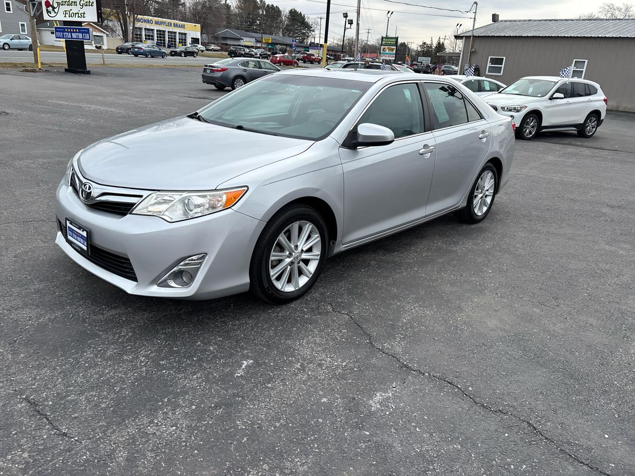 Toyota Camry XLE 4D Sedan 2014