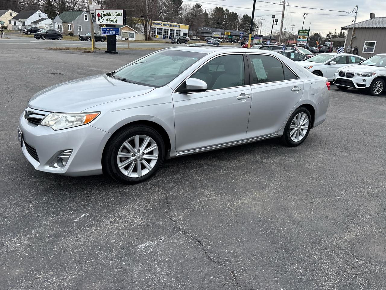 Toyota Camry XLE 4D Sedan 2014