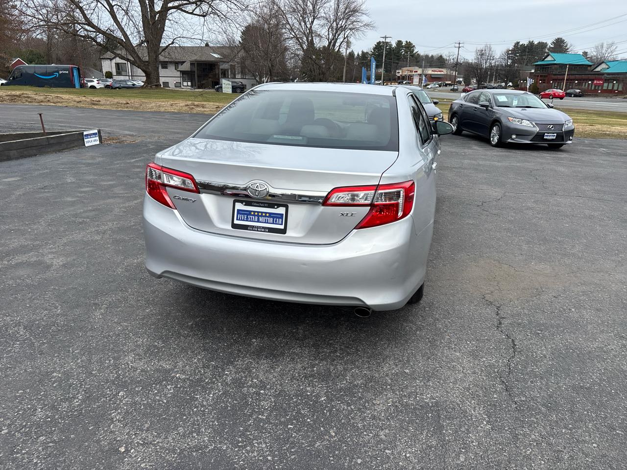 Toyota Camry XLE 4D Sedan 2014