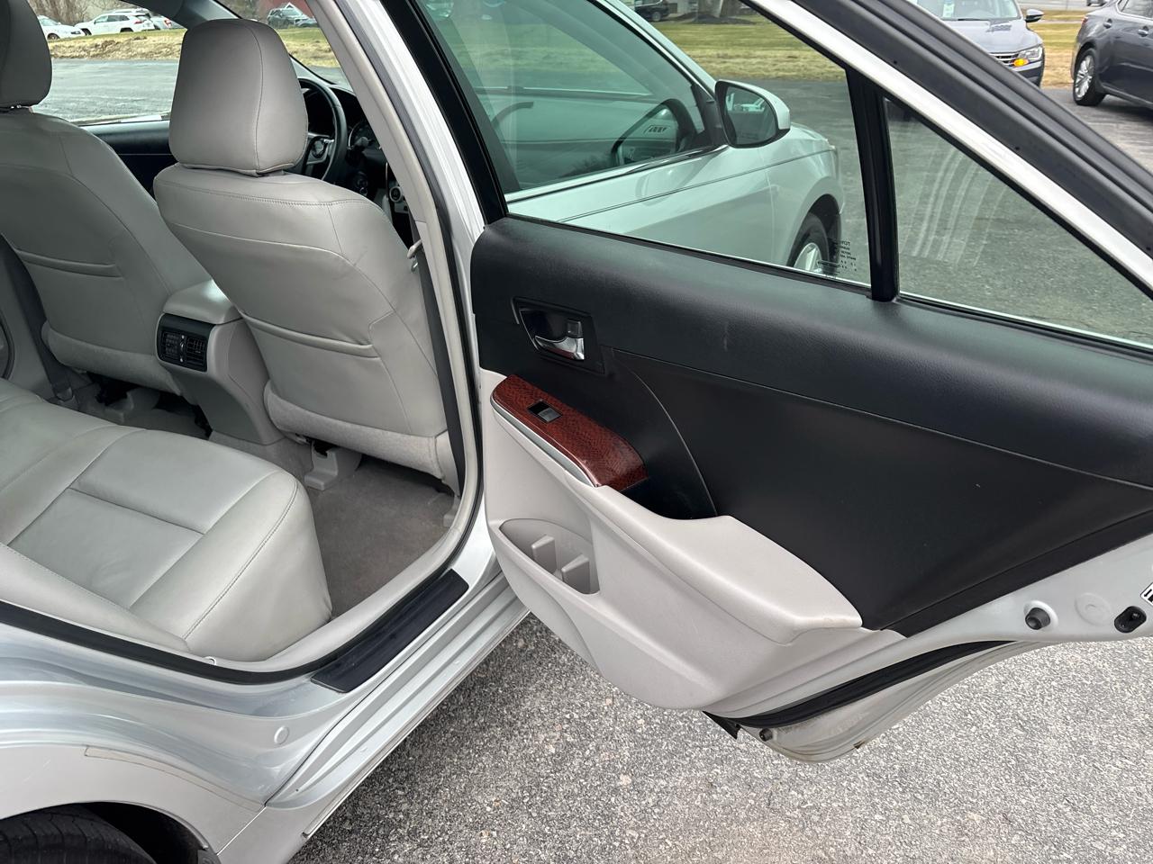 Toyota Camry XLE 4D Sedan 2014