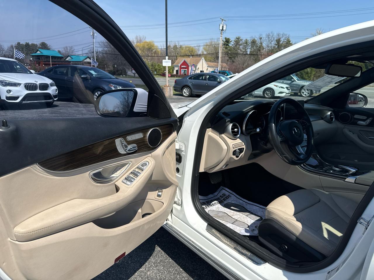 Mercedes-Benz C-Class C300 4MATIC Sedan 2016