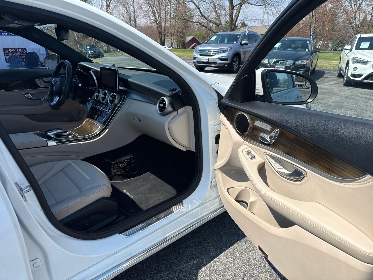 Mercedes-Benz C-Class C300 4MATIC Sedan 2016