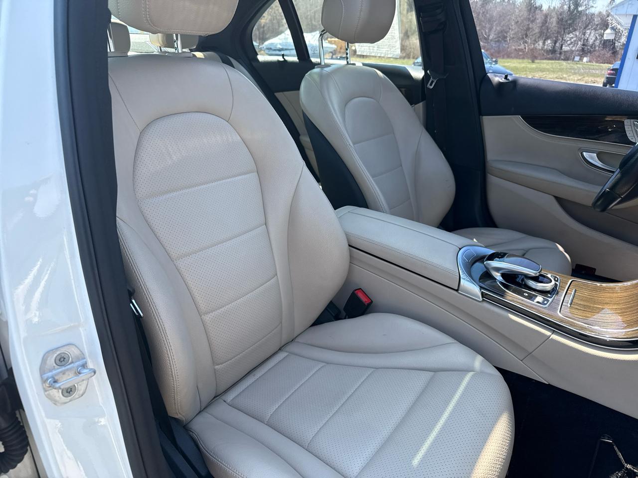 Mercedes-Benz C-Class C300 4MATIC Sedan 2016