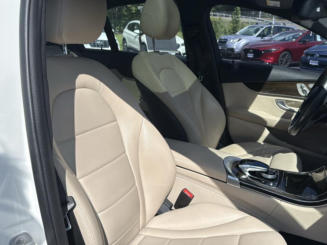 Mercedes-Benz C-Class C300 4MATIC Sedan 2016