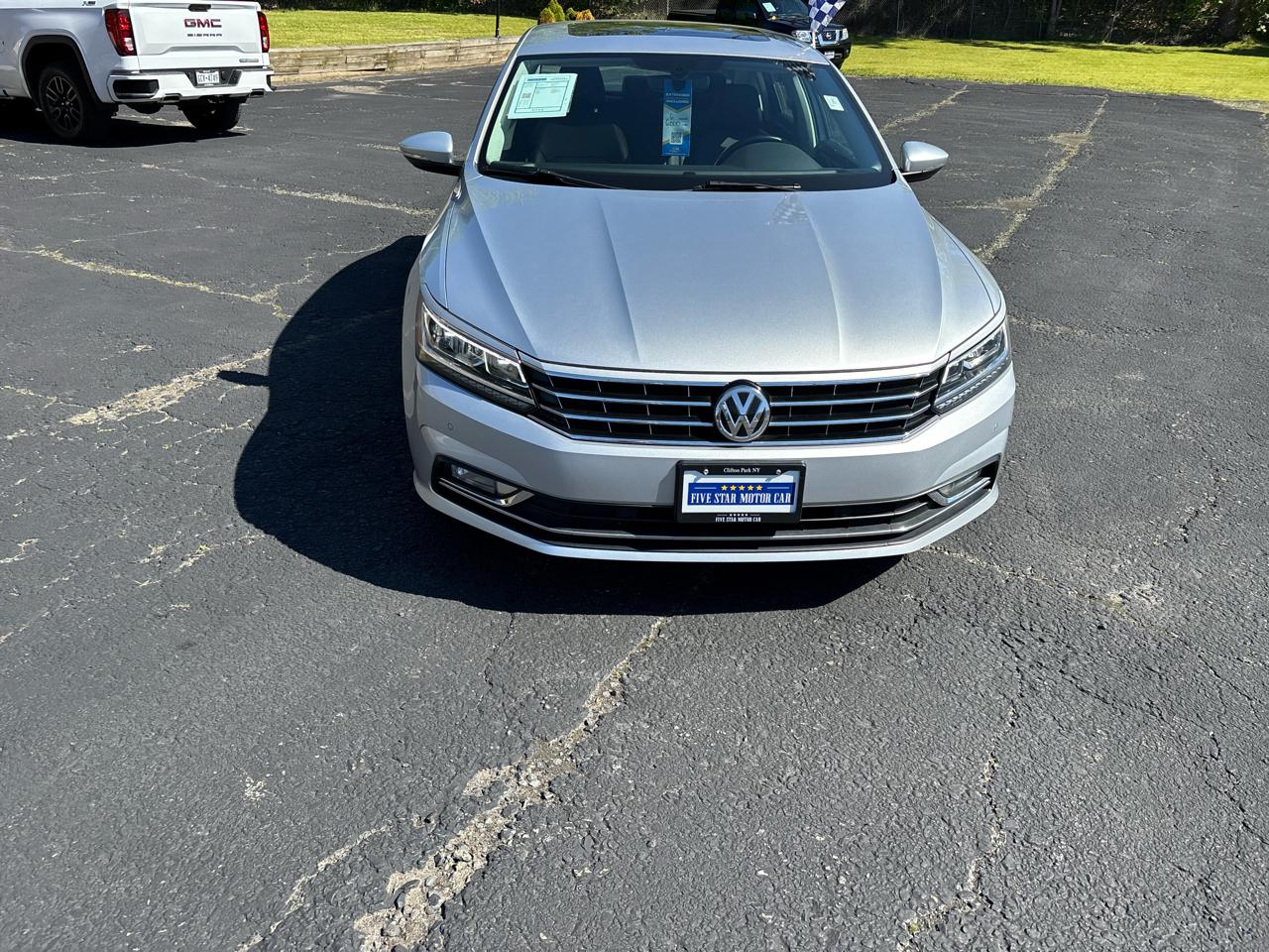Volkswagen Passat SE 2018