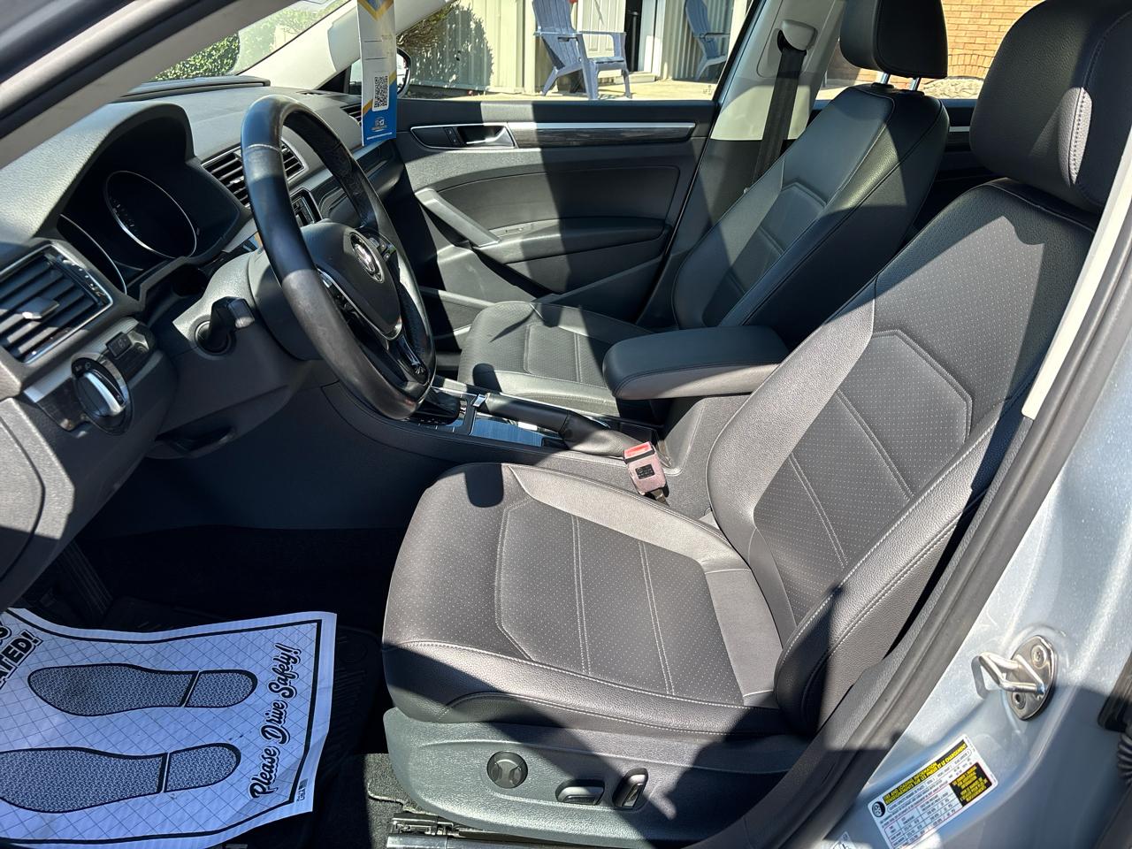 Volkswagen Passat SE 2018