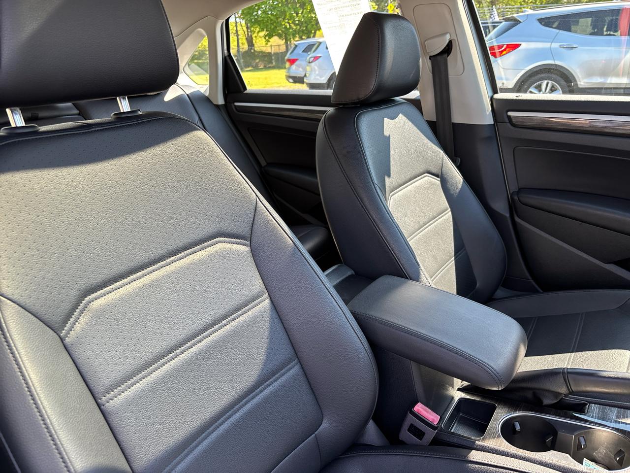 Volkswagen Passat SE 2018