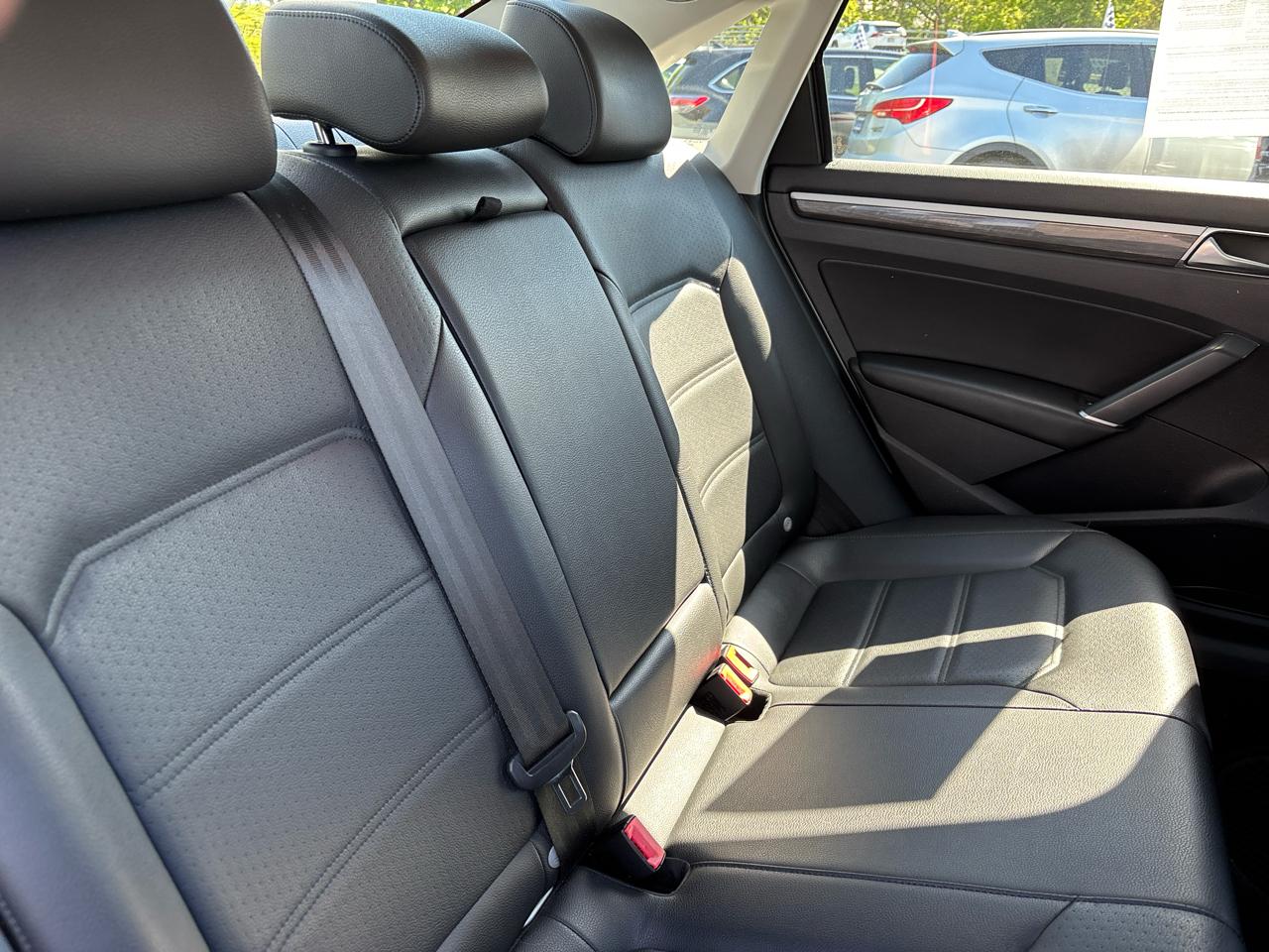Volkswagen Passat SE 2018