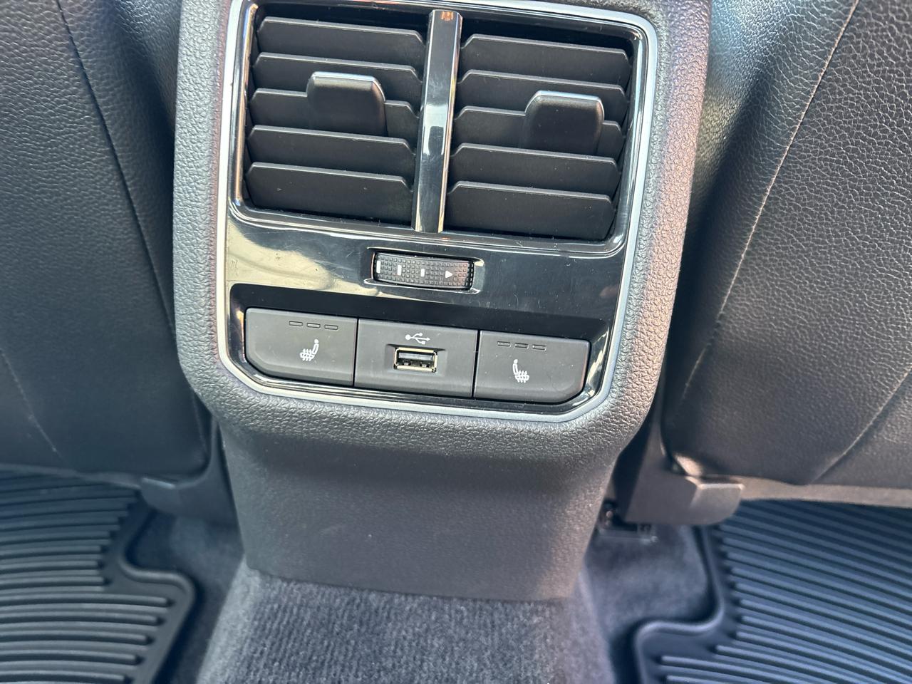 Volkswagen Passat SE 2018