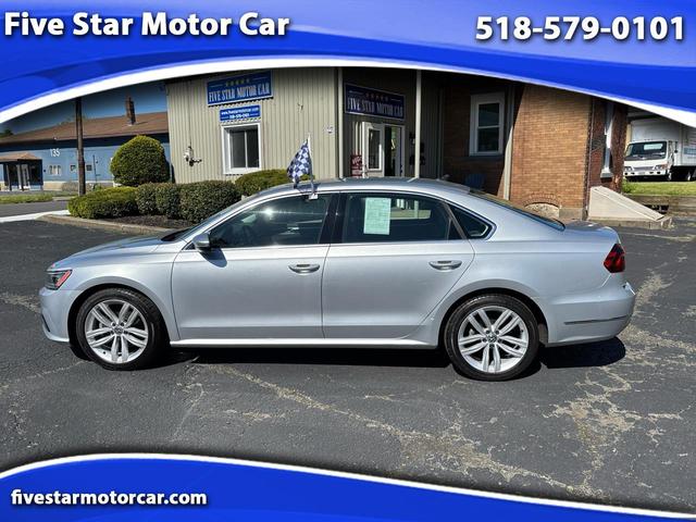 Silver 2018 Volkswagen Passat 2.0T SE FWD Sedan Front-Wheel Drive Automatic