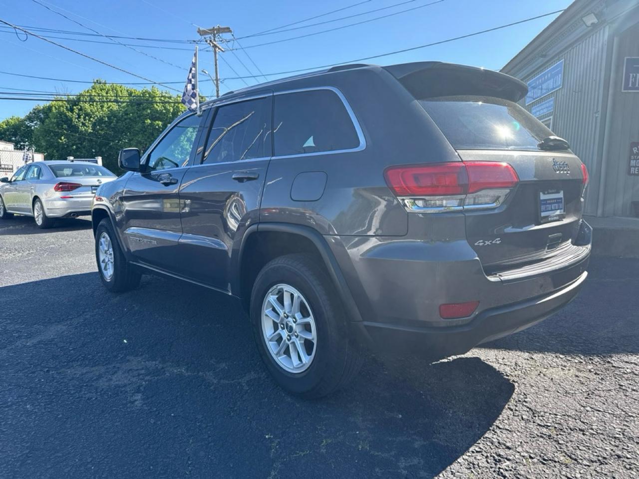Jeep Grand Cherokee Laredo 4WD 2019