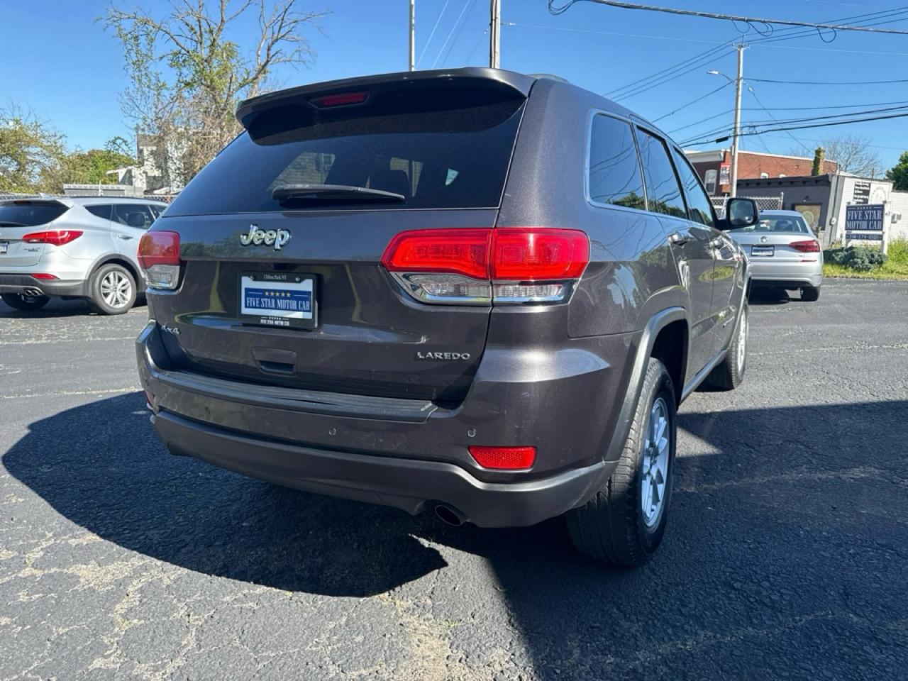 Jeep Grand Cherokee Laredo 4WD 2019