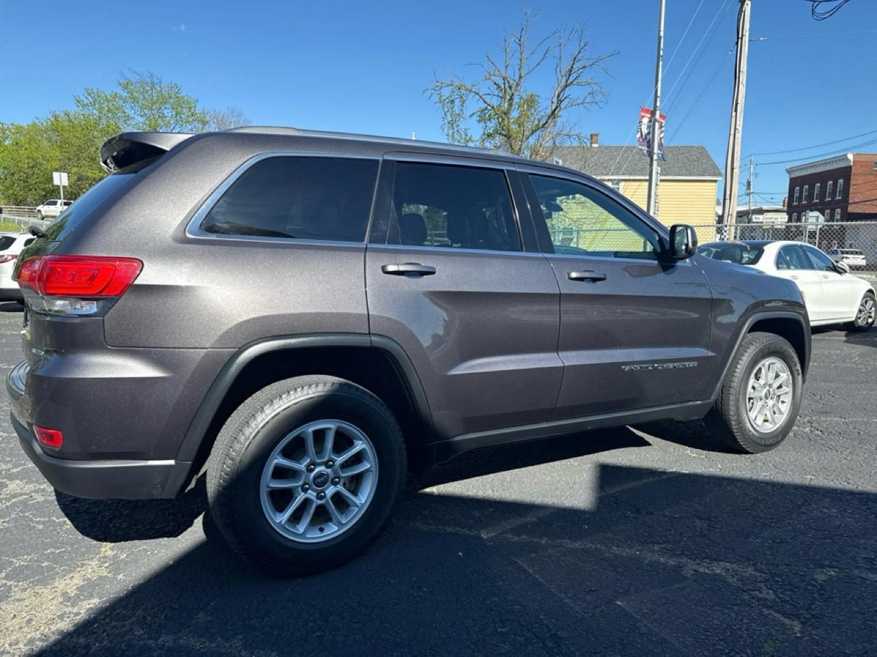 Jeep Grand Cherokee Laredo 4WD 2019