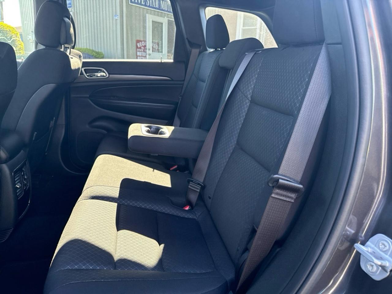 Jeep Grand Cherokee Laredo 4WD 2019