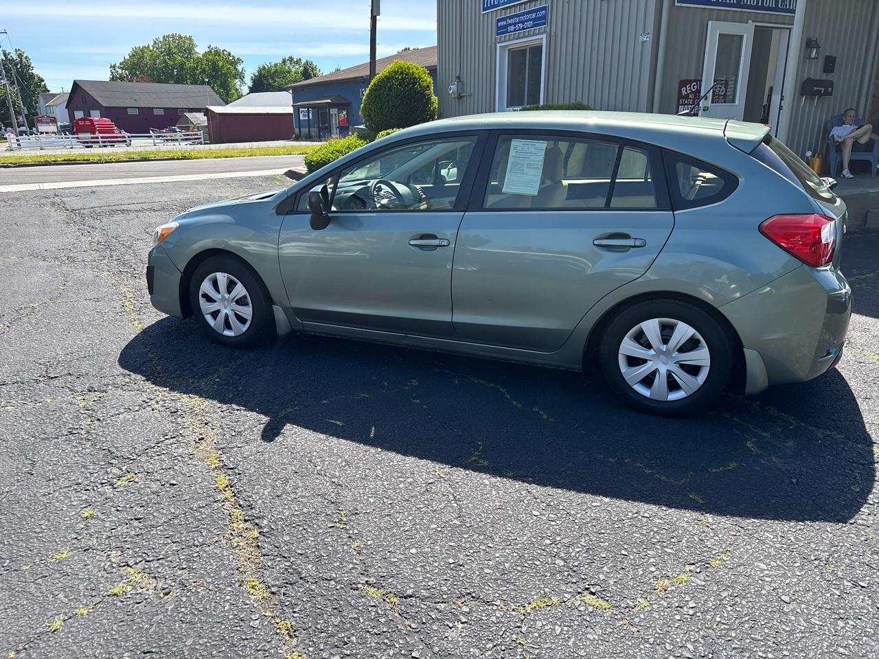 Subaru Impreza Base 5-Door 2014
