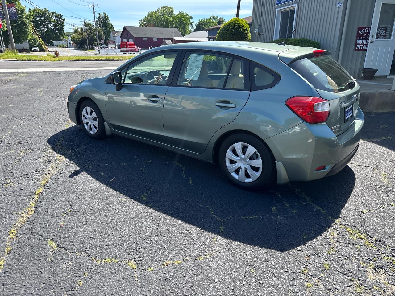 Subaru Impreza Base 5-Door 2014