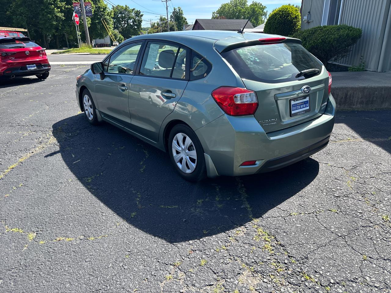 Subaru Impreza Base 5-Door 2014