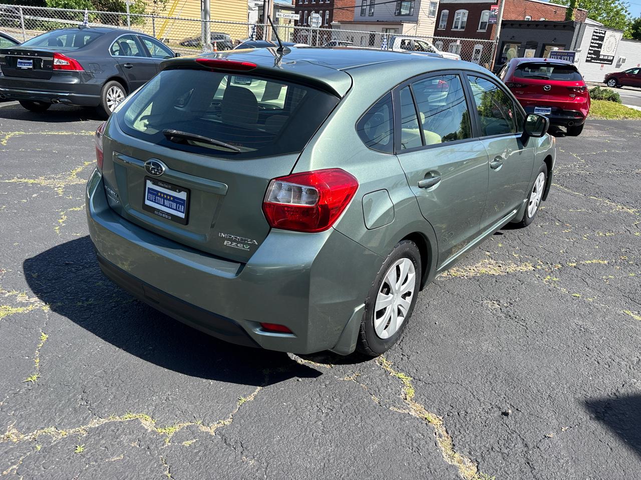 Subaru Impreza Base 5-Door 2014