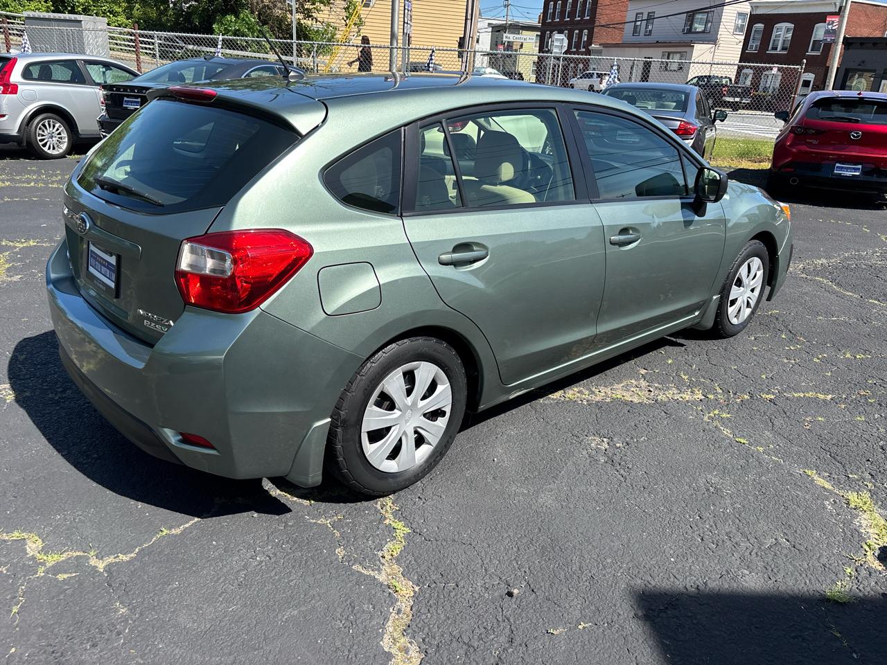 Subaru Impreza Base 5-Door 2014