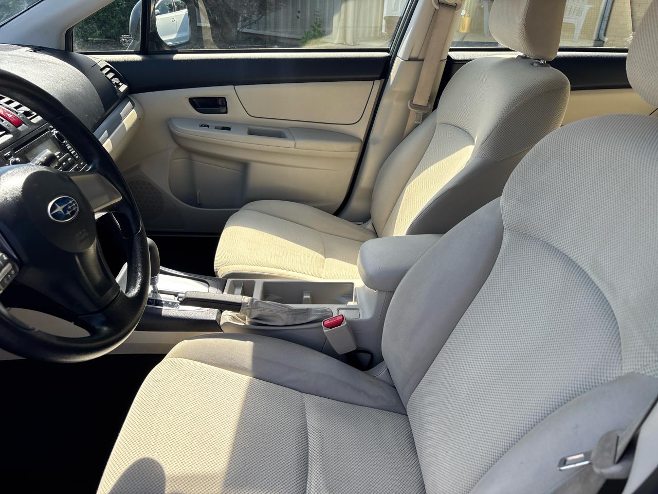 Subaru Impreza Base 5-Door 2014