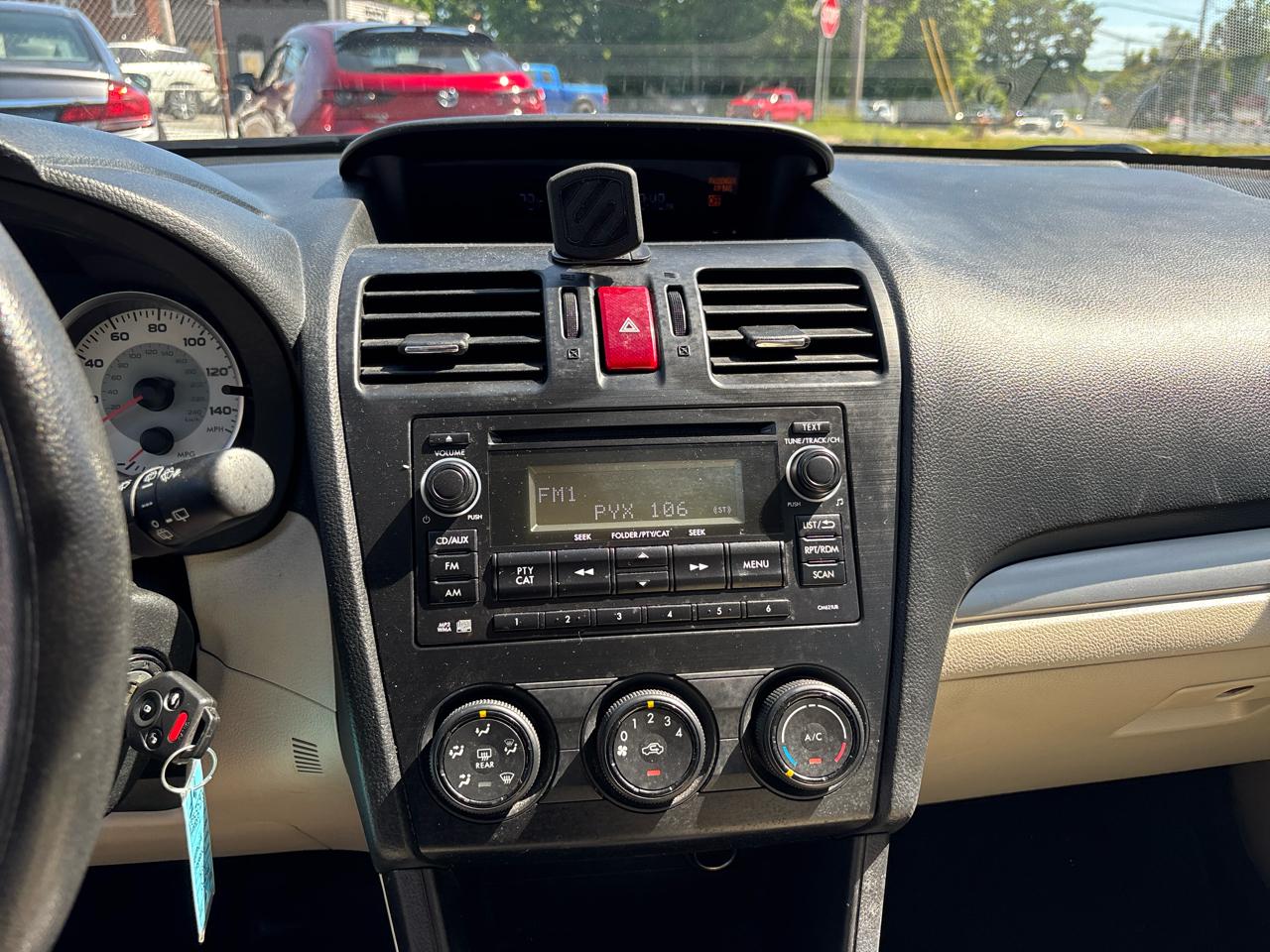 Subaru Impreza Base 5-Door 2014