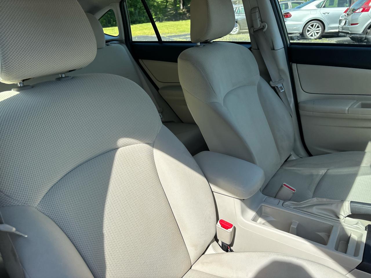 Subaru Impreza Base 5-Door 2014