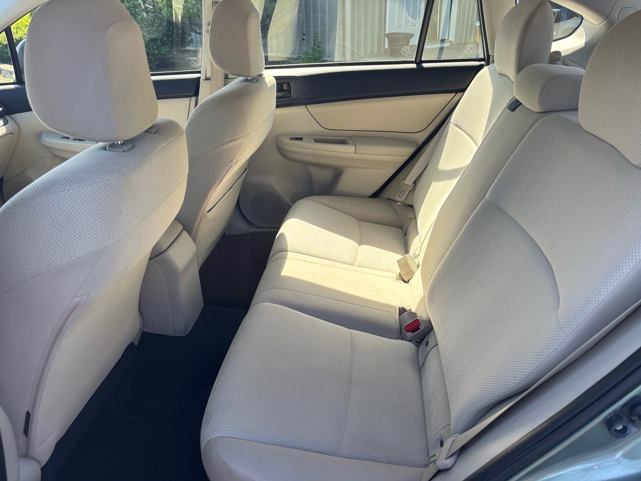 Subaru Impreza Base 5-Door 2014