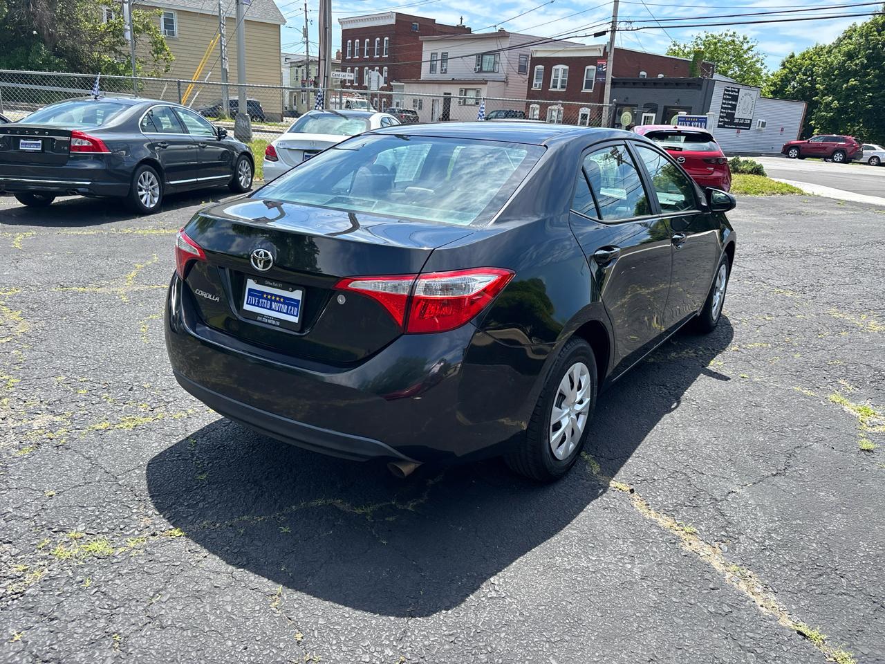 Toyota Corolla L 4D Sedan 2015