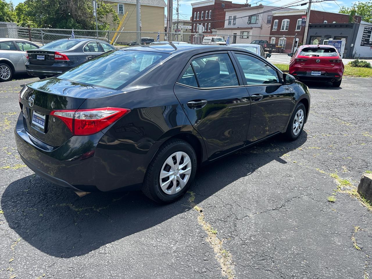 Toyota Corolla L 4D Sedan 2015