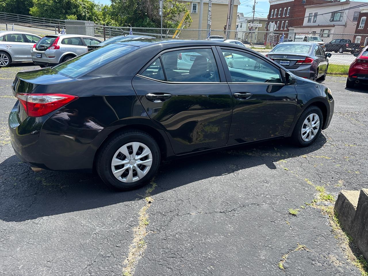 Toyota Corolla L 4D Sedan 2015